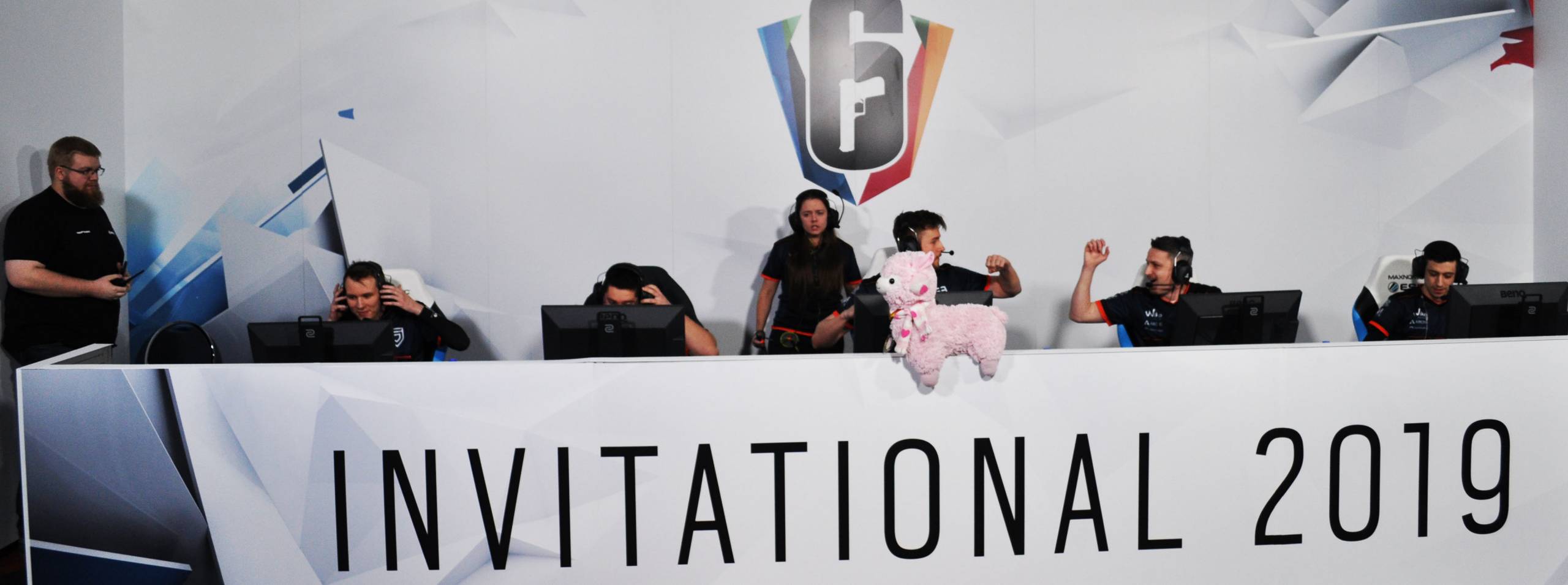 PENTA beim Six Invitational von Rainbow Six Siege